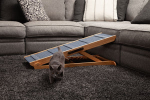 Adjustable Pet Ramp - Habitat Haven